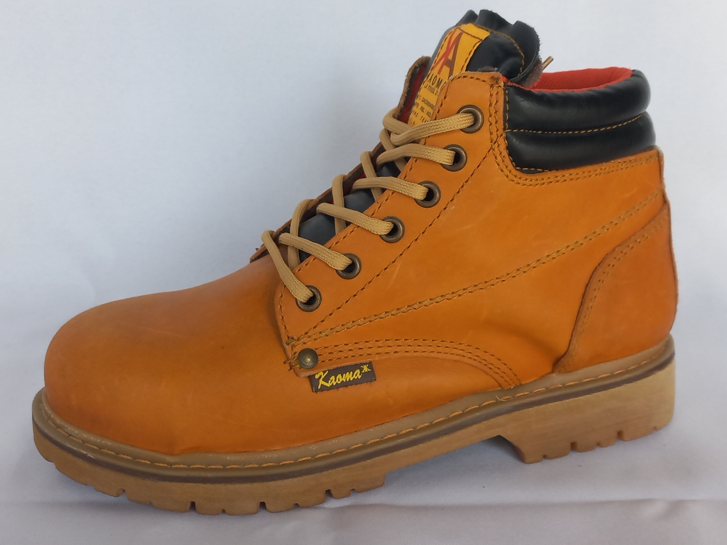 Kaoma Botas color miel